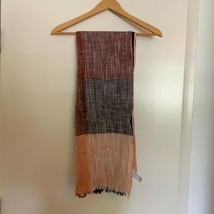 Roots Scarf